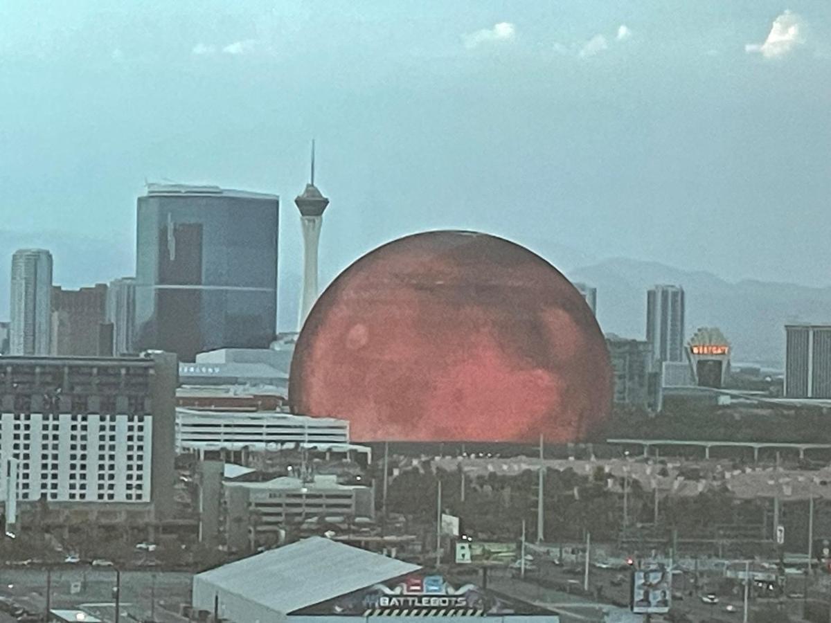 Signature Mgm Suite With Strip And Sphere View Λας Βέγκας Εξωτερικό φωτογραφία